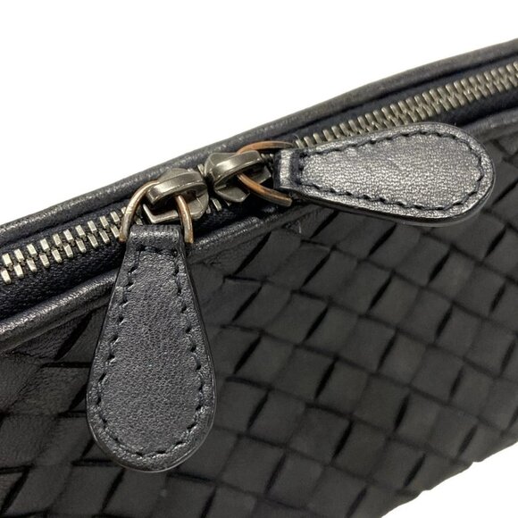 Auth BOTTEGA VENETA Intrecciato - Black Leather B********* Pouch - Picture 6 of 9